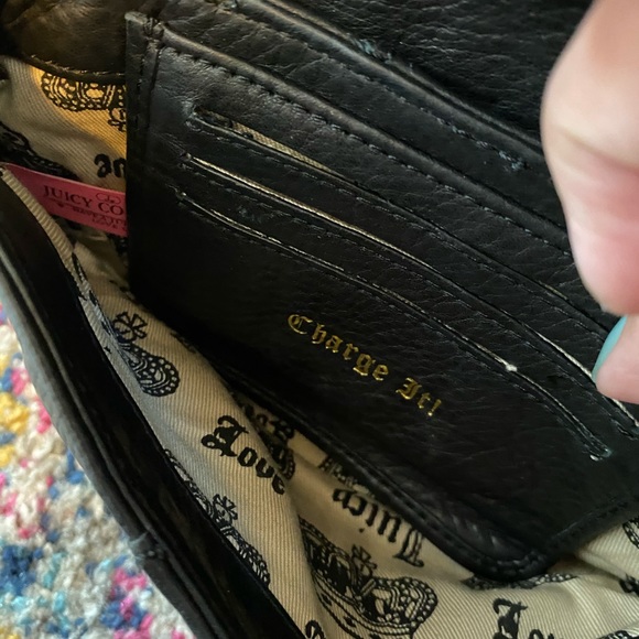 Juicy Couture Wristlet - Picture 4 of 6